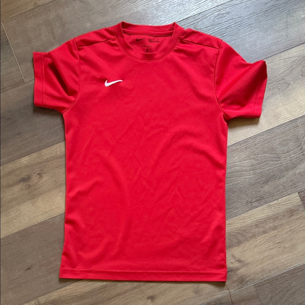 Nike men’s dri-fit Bright Red Tee
